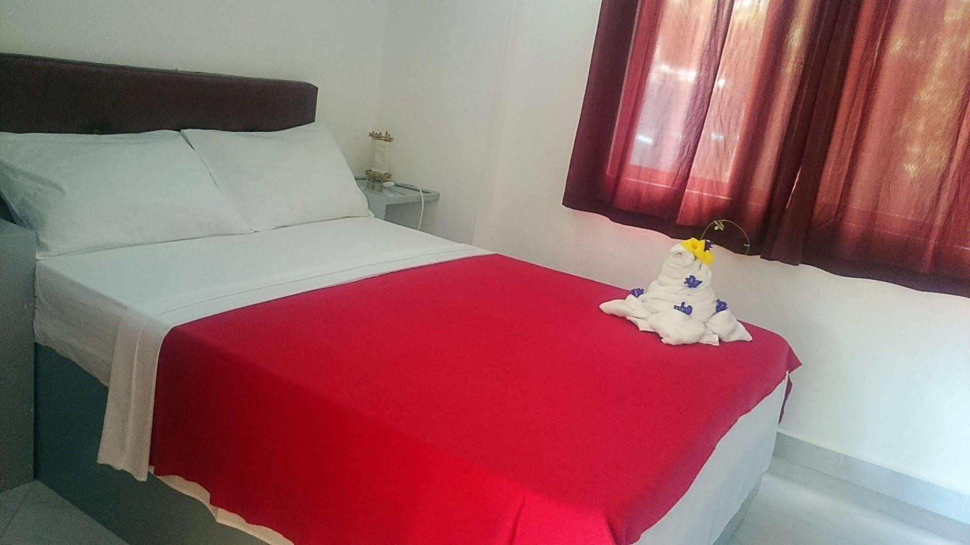 Island Jewel Inn Manoc-Manoc Zewnętrze zdjęcie